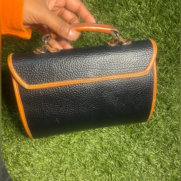 Hand bag - Picture 2 of 8